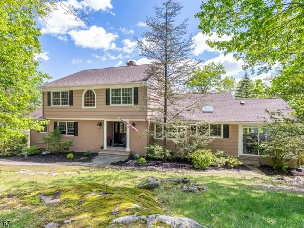 756 Ridge Road Ter, Kinnelon Boro, NJ 07405
