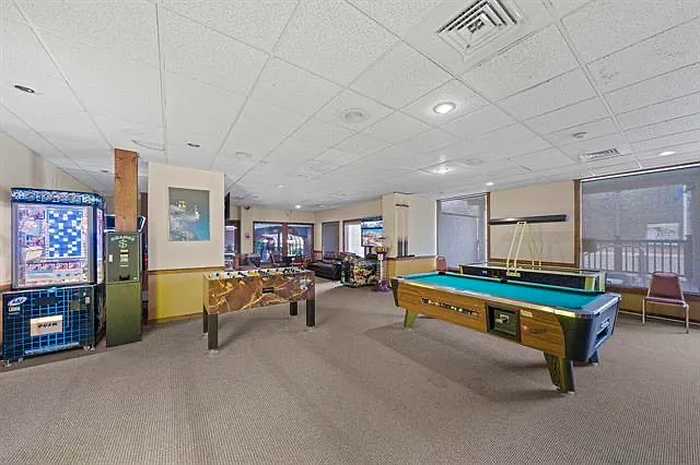 2 bed, 1059 sqft, $2,150 — Photo 3