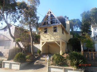 347 Laurel Ave, Pacific Grove, CA 93950