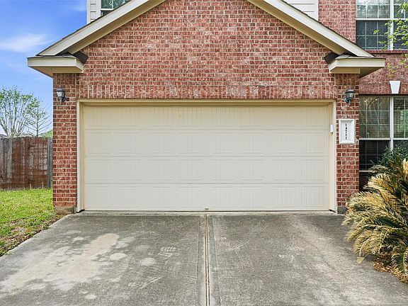 3rd image of 14711 Salamanca Ct