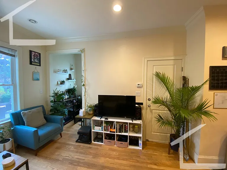 25 Lothrop St #5 — Photo 13