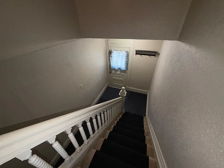 2026 N Clinton St #2 — Photo 32