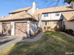 Hunters Green, Newington, CT 06111