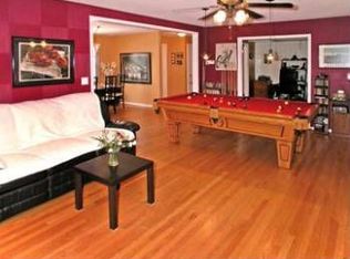 46 Sherwood Ave, Teaneck, NJ 07666