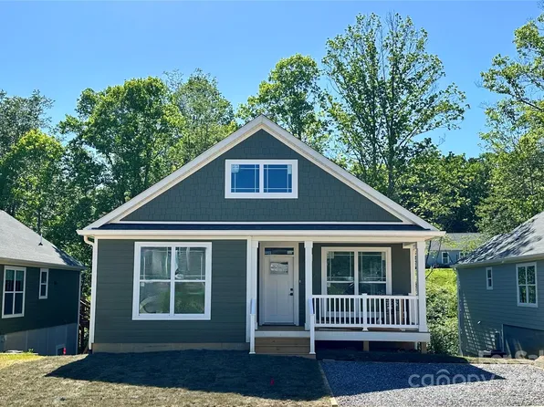 1017 Padgett Pl, Black Mountain, NC 28711