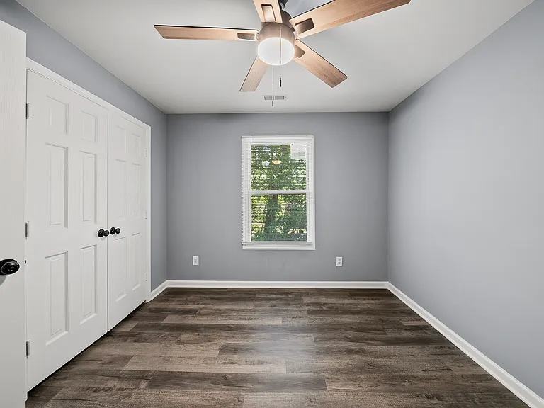 2108 Treverton Pl — Photo 11