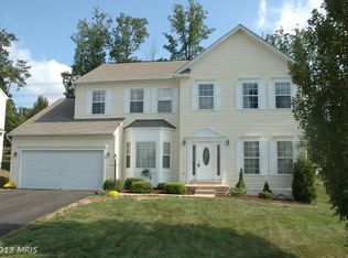 3034 Desert Palm Ct, Dumfries, VA 22026