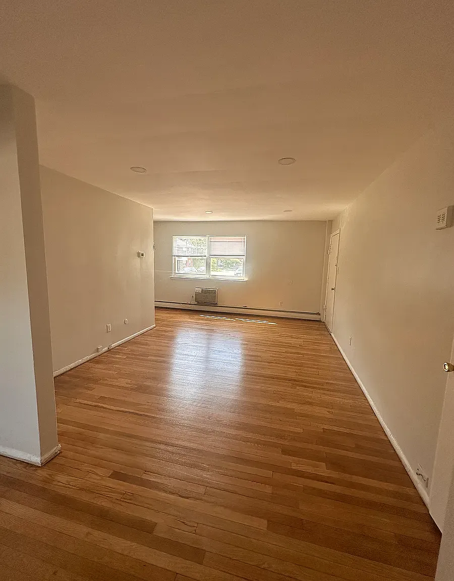 2 bed, $1,500 — Photo 4