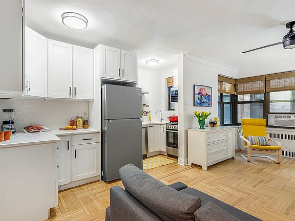3rd image of 40 Prospect Park W APT 1D