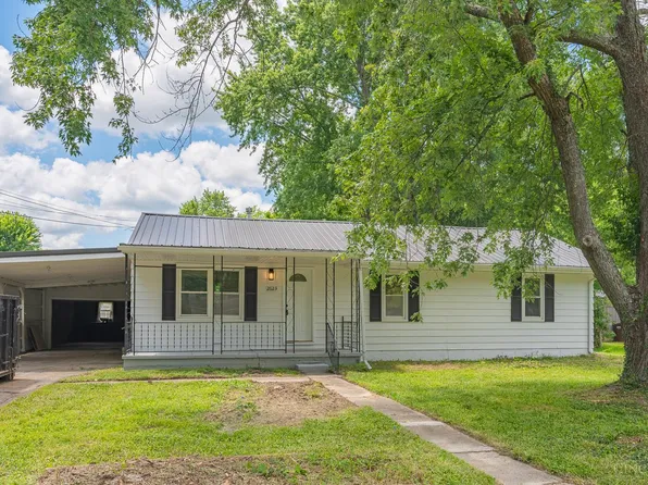 2623 Runway Ave, Bethel, OH 45106