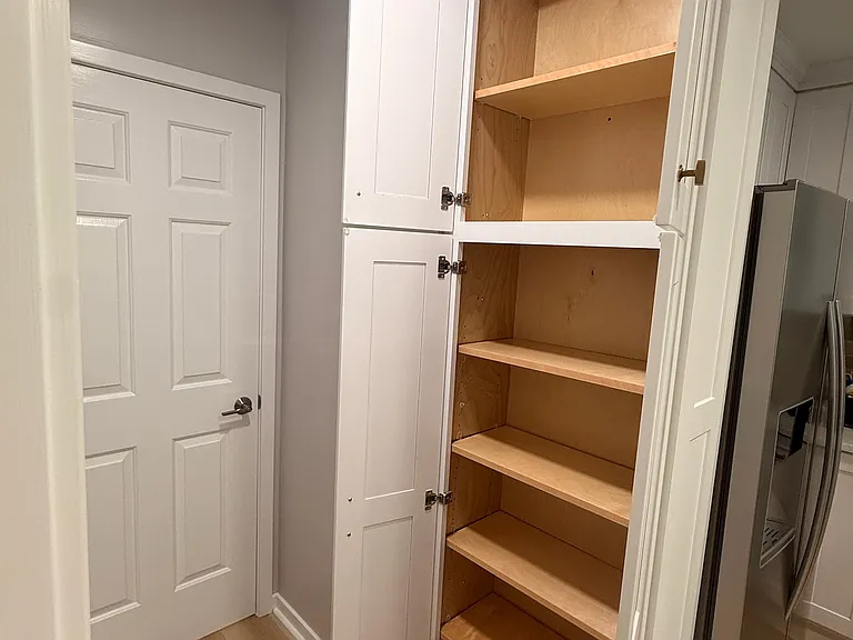 5910 Chester St — Photo 16