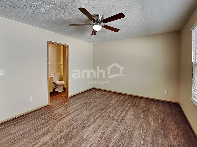 6019 Haydens Crossing Blvd — Photo 11