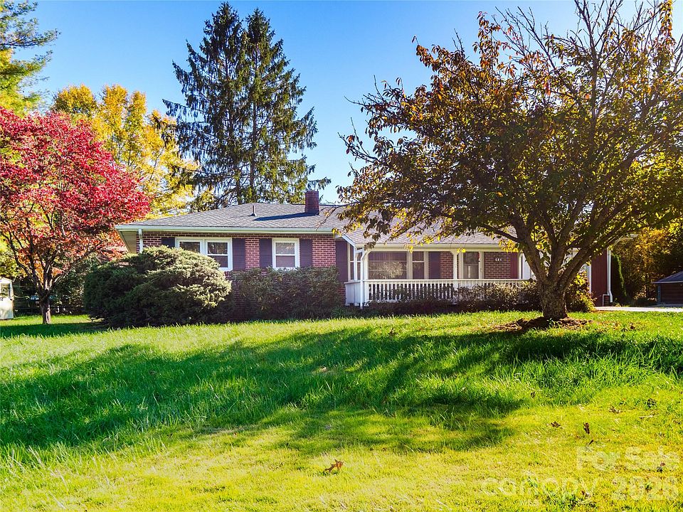 1st image of 203 Oak Grove Rd