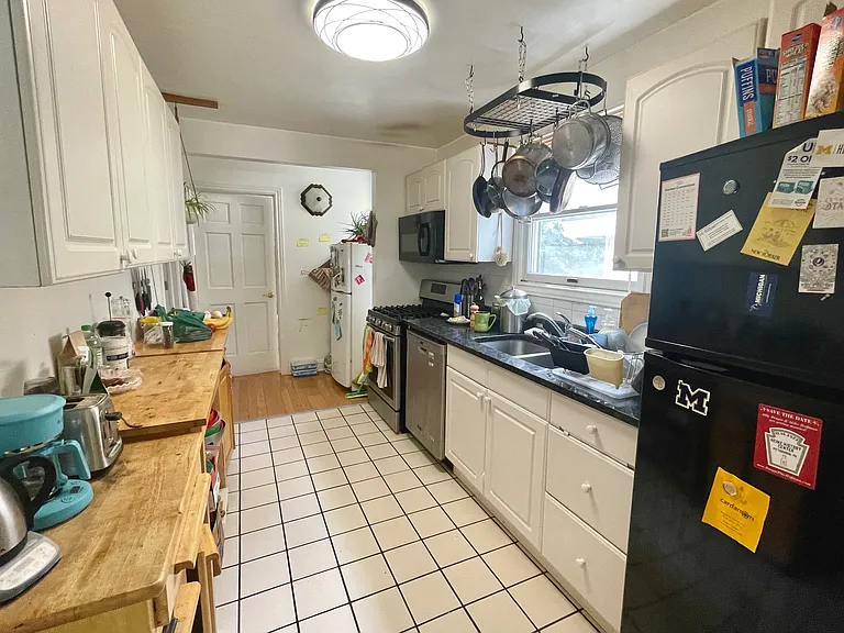 415 Felch St — Photo 3