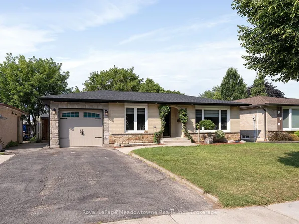 96 Macdonald Cres, Milton, ON L9T 2Y8