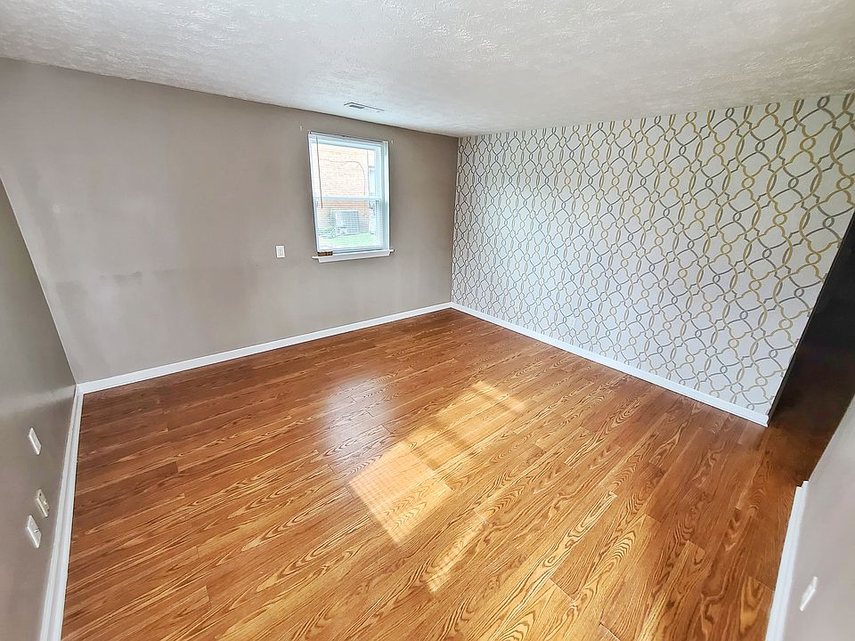 1st image of 109 Southview Dr APT 7
