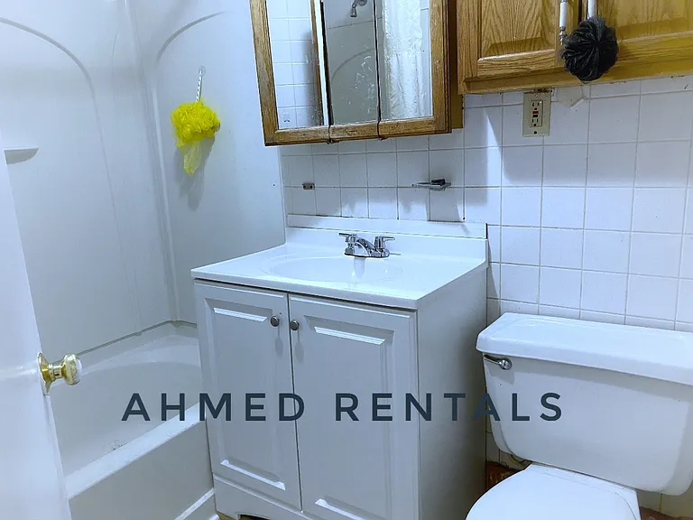 873 Congress St #2 — Photo 3