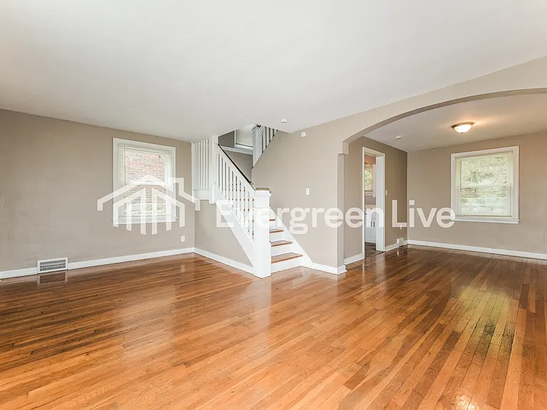 237 Clearview Ave — Photo 3
