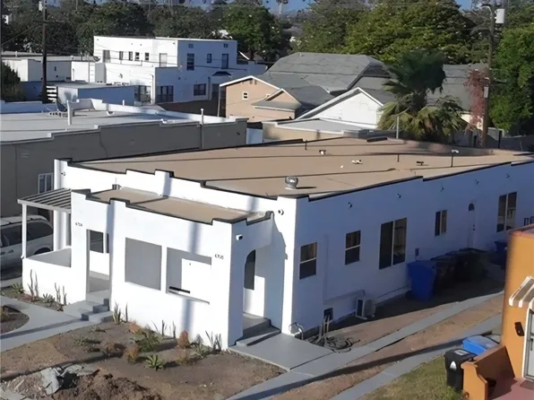 4706 8th Ave, Los Angeles, CA 90043