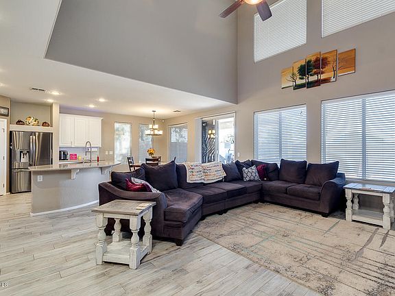 3rd image of 21364 N 106th Ln