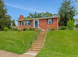 301 Moncure Dr, Alexandria, VA 22314