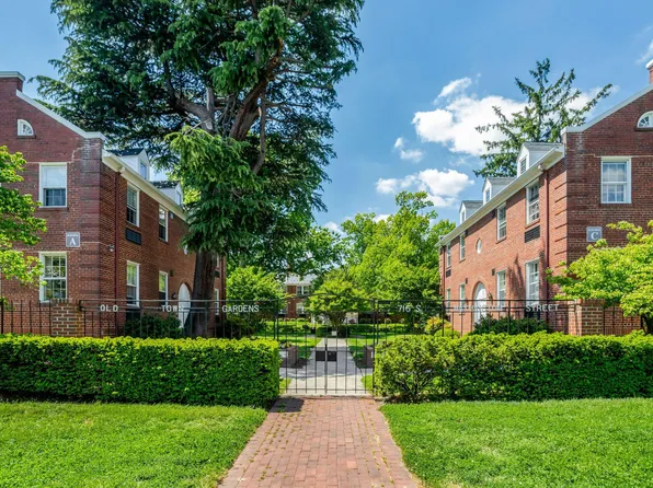 715 S Washington St APT C32, Alexandria, VA 22314