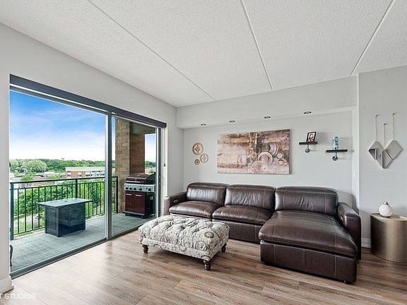 5th image of 6420 Double Eagle Dr Unit 604