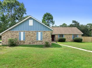 139 Linnet Dr, Ocean Springs, MS 39564