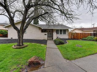 7792 Palmyra Dr, Fair Oaks, CA