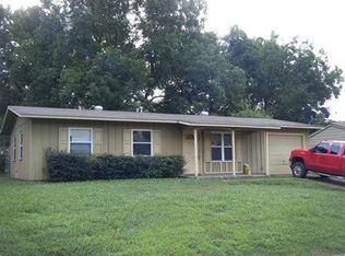 830 Redwood Dr, Forrest City, AR 72335