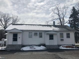 1056 Trenton Rd, Levittown, PA 19054