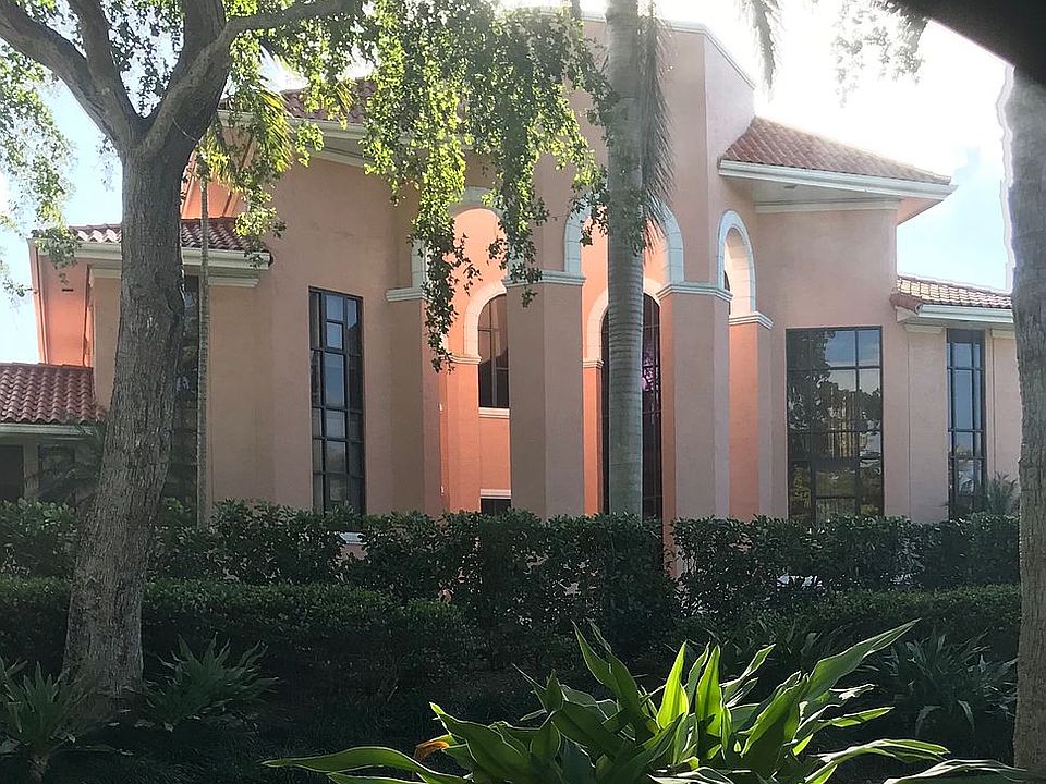 1st image of 7101 W Lago Dr