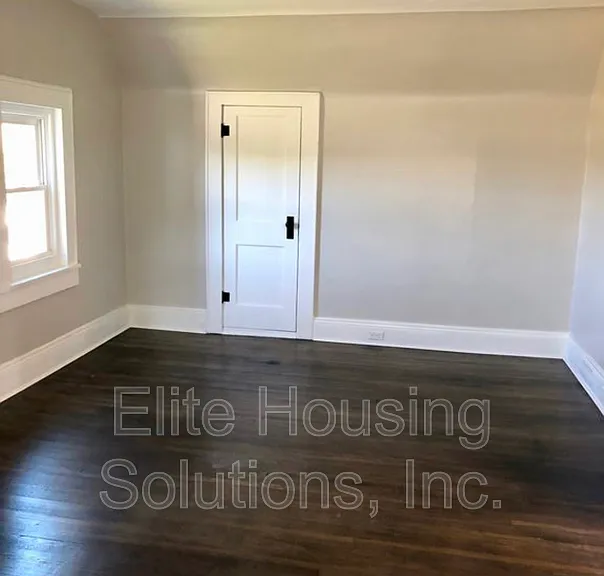 4672 W Lee Hwy — Photo 16