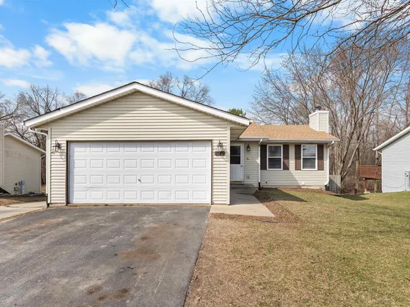 2523 Bluffside Dr, Rockford, IL 61109