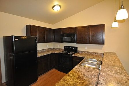 3rd image of 555 S Catlin St APT 119