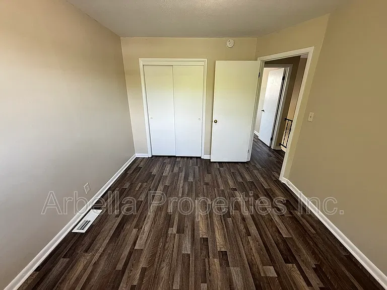 1404 Bloomingdale Rd #A4 — Photo 11