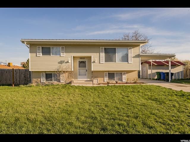 1st image of 3651 W Oskaloosa Dr