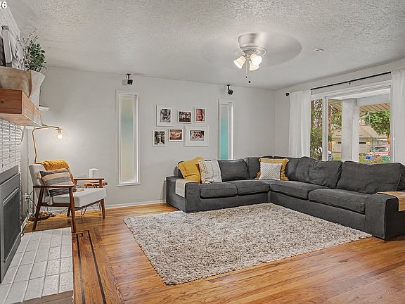 5th image of 4116 SE Jackson St