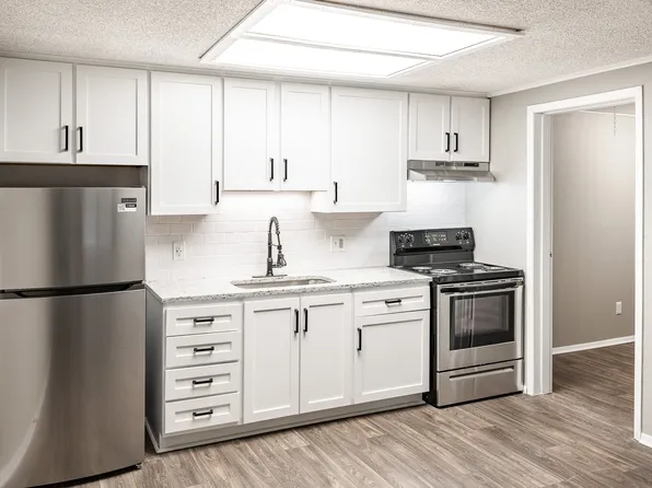 The Cottages at Glenview