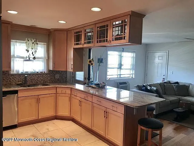 159 Wharfside Dr — Photo 1