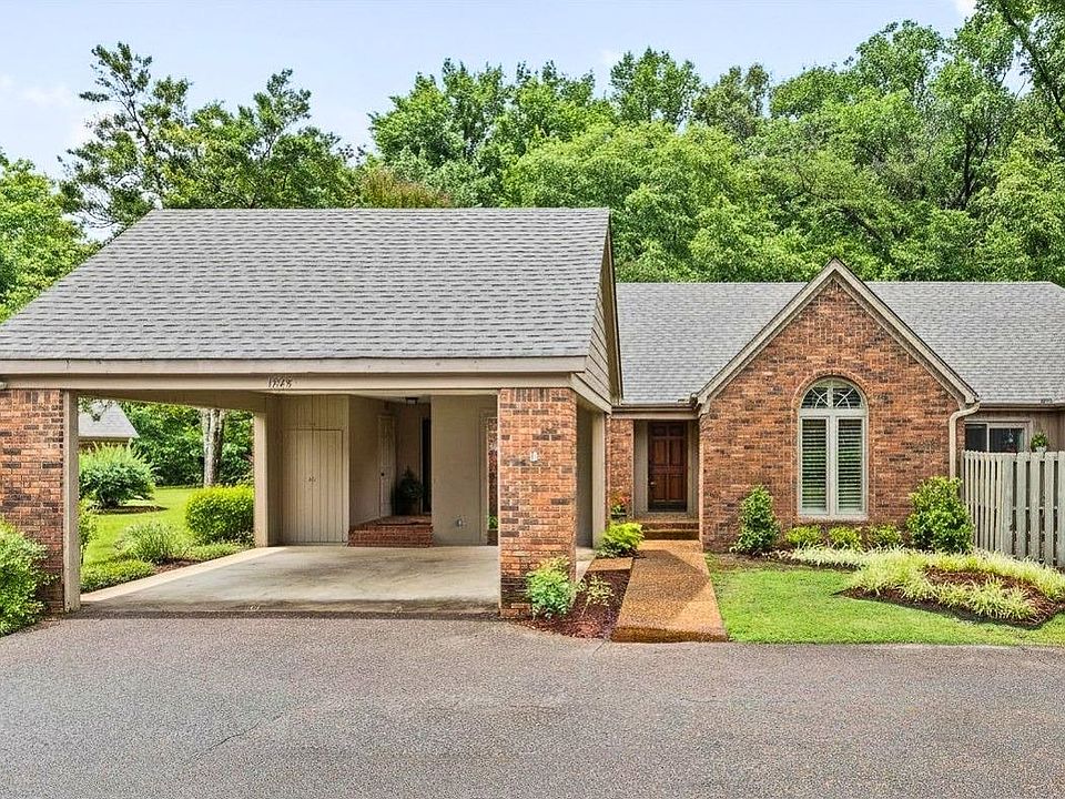 1st image of 1845 Park Trail Dr #1845