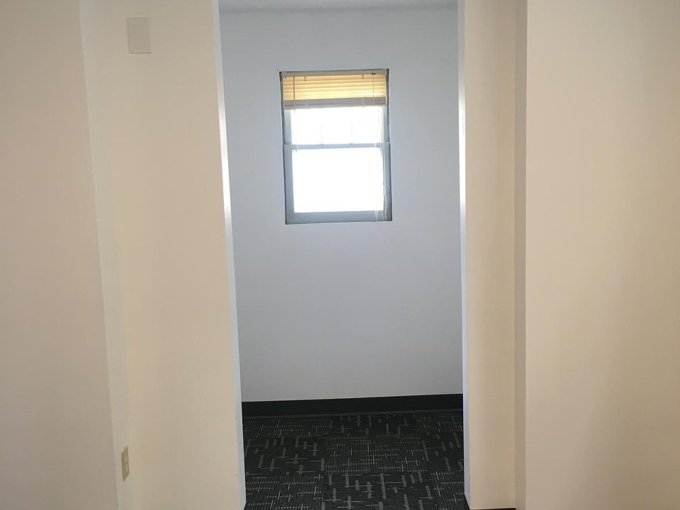 1st image of 1429 Cleveland Ave N #4