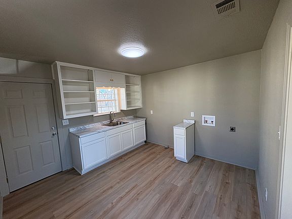 3rd image of 309 S 5th St