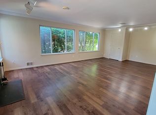 161 Falcon Ridge Way N, Hamburg, NJ 07419