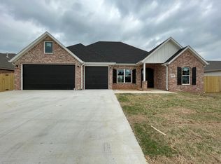 5770 Lavender Ave, Springdale, AR 72762