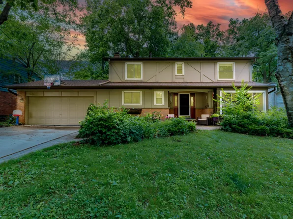 3666 Frederick Dr, Ann Arbor, MI 48105