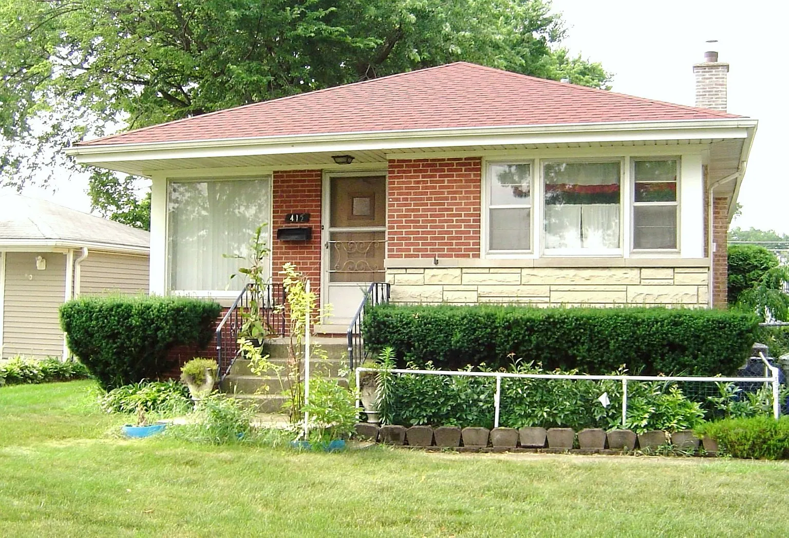 415 Morse Dr photo 1