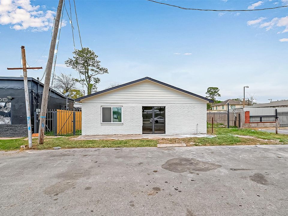1st image of 6507 Laura Koppe Rd