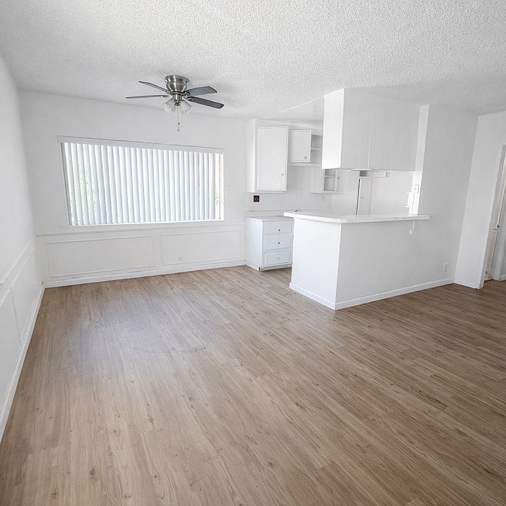 1st image of 3500 W 63rd St #7
