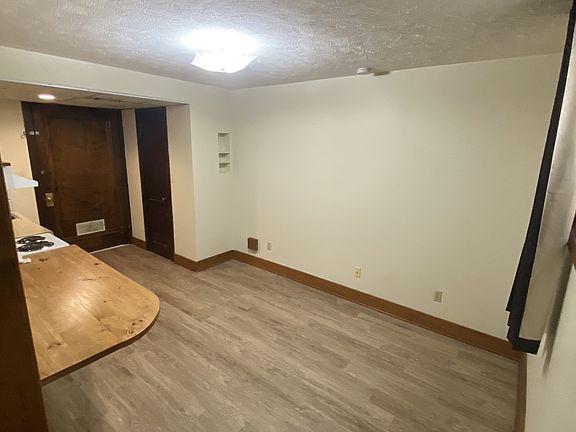 3rd image of 535 N Minden Ave #14535